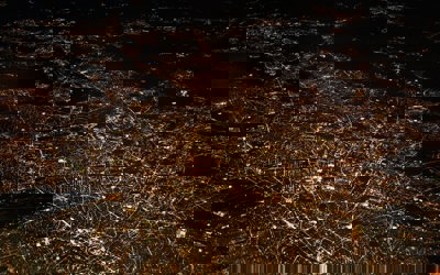 Photo 1480843669328 3F7e37d196ae